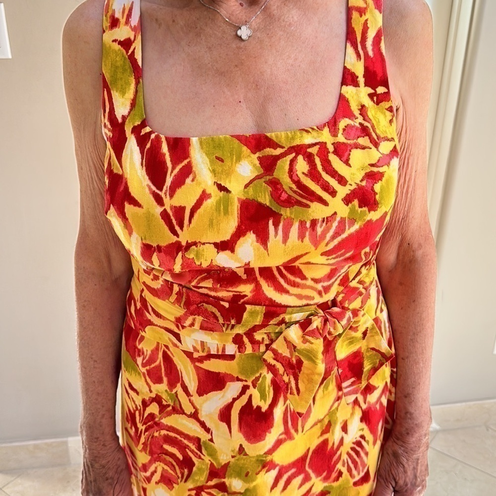 Ralph Lauren dress. Size 10. Red and yellow.​​​​​​​​​​​​​​​​​​​​​​ - Picture 2 of 5
